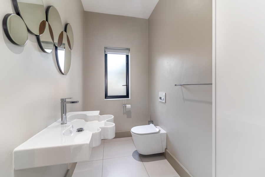 4 Bedroom Property for Sale in Pearl Valley at Val de Vie Western Cape